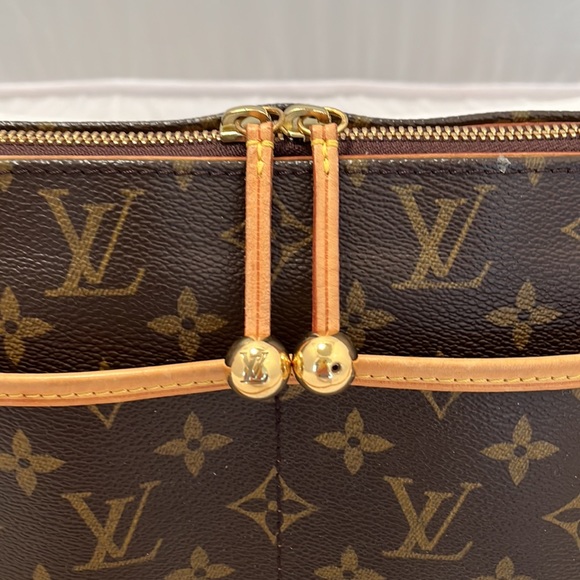 Louis Vuitton Popincourt Long crossbody bag - Picture 14 of 16